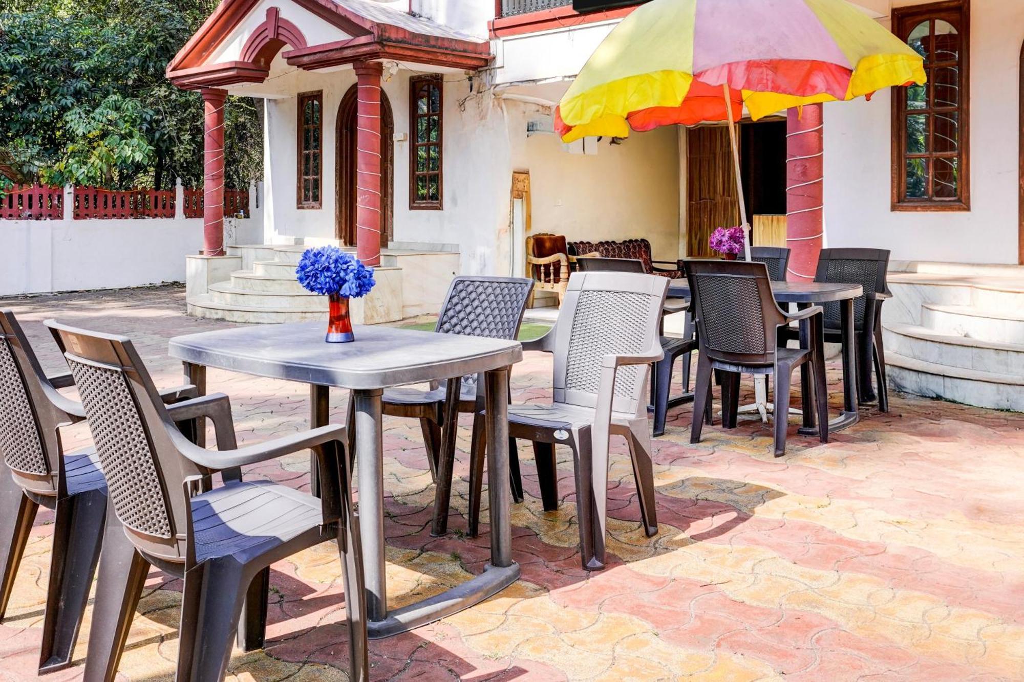 Oyo Flagship Triple Beach Guest House Benaulim Dış mekan fotoğraf